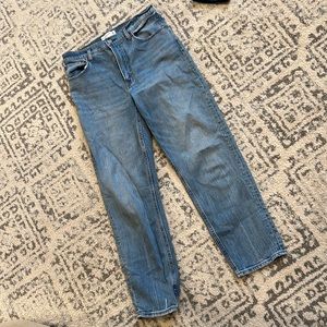 Abercrombie and Fitch, the mom high-rise denim 10 long